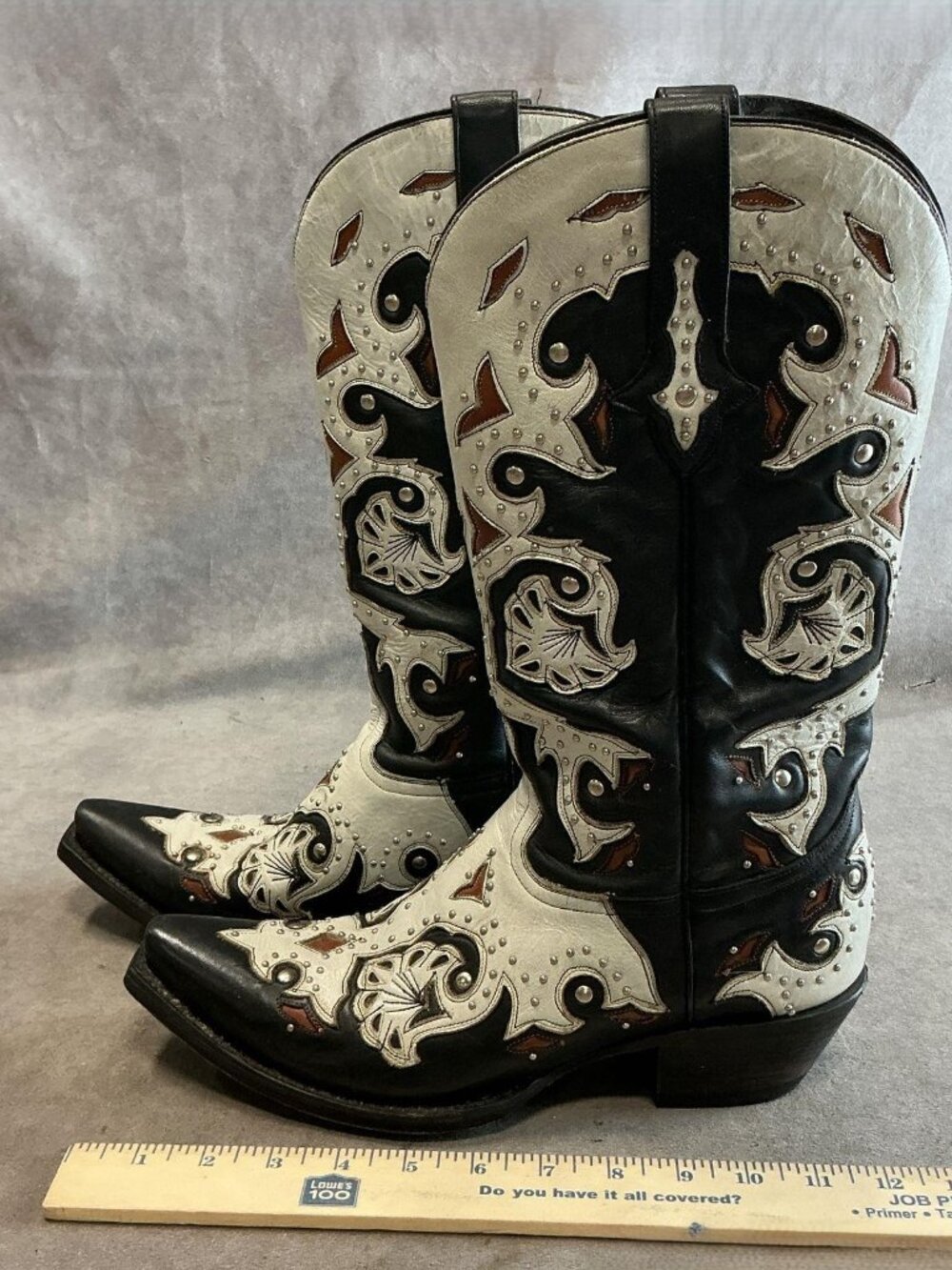 LUCCHESE size 10b Studded Scarlet Black & Natural Inlay - Picture 2 of 7